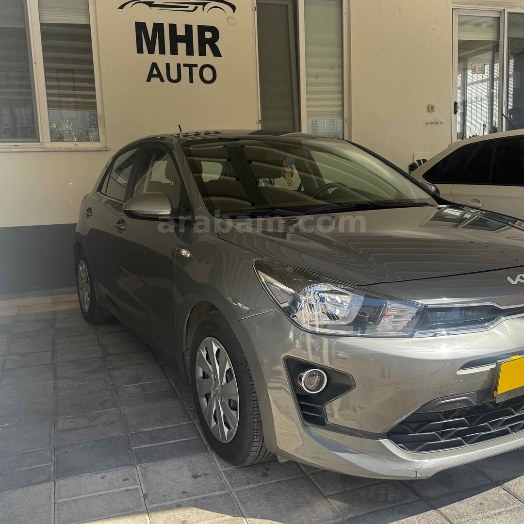 Galeriden Kia Rio 1.4 CVVT Cool 2022 Model Antalya 82.000 km Gri 3