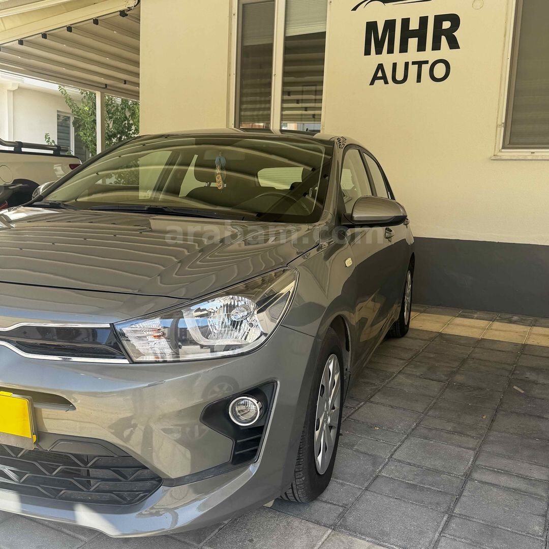 Galeriden Kia Rio 1.4 CVVT Cool 2022 Model Antalya 82.000 km Gri 4