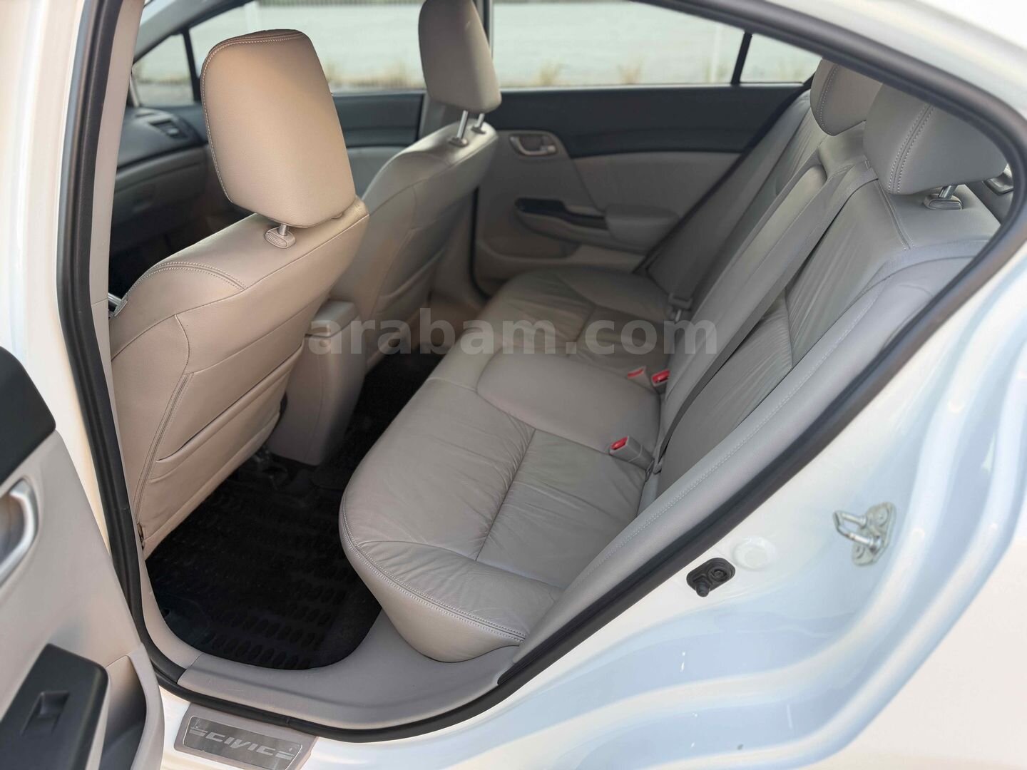 Sahibinden Honda Civic 1.6i VTEC Eco Executive 2016 Model Sakarya 78.000 km Beyaz 7