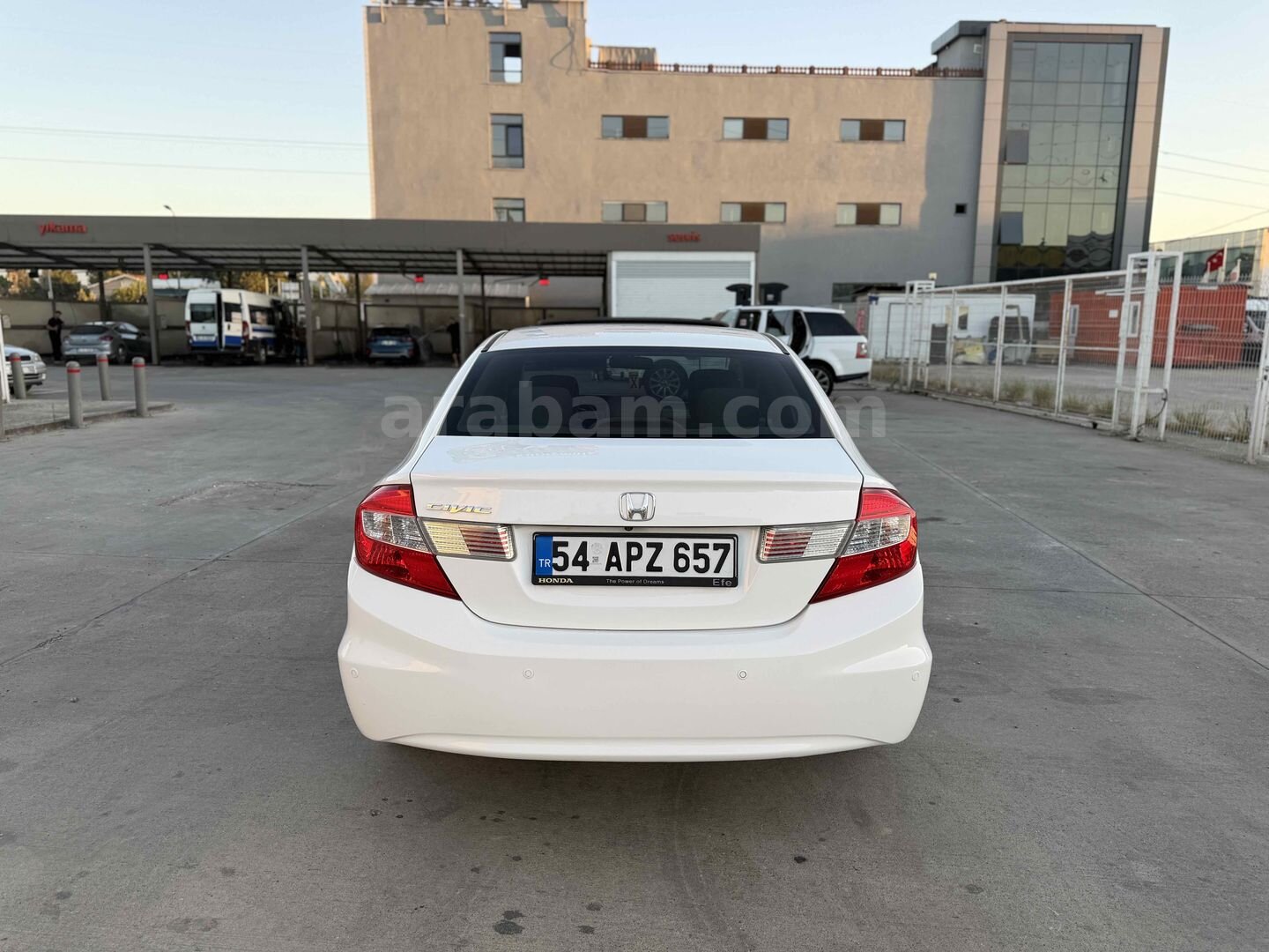 Sahibinden Honda Civic 1.6i VTEC Eco Executive 2016 Model Sakarya 78.000 km Beyaz 4