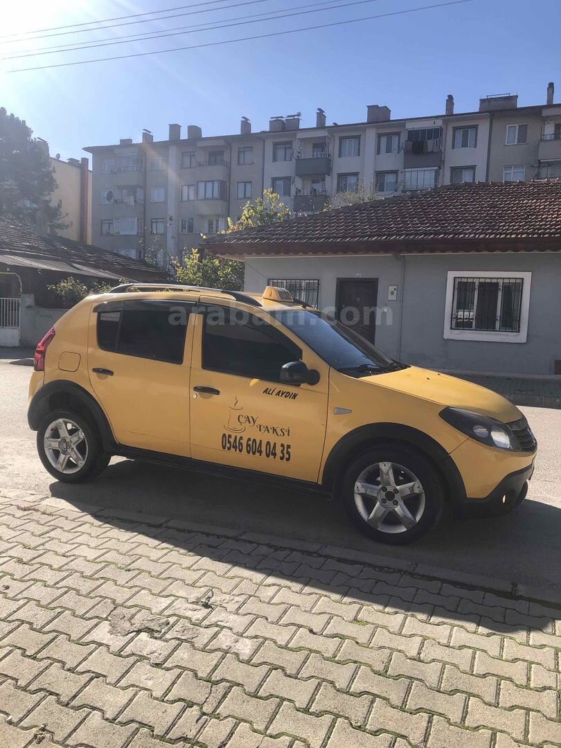 Sahibinden Dacia Sandero 1.5 dCi Stepway 2012 Model Tokat 485.000 km Sarı 5