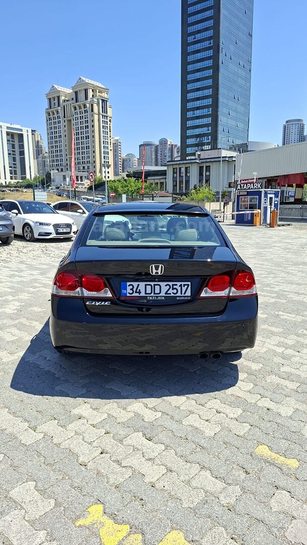 Sahibinden Honda Civic 1.6i VTEC Premium 2011 Model 4