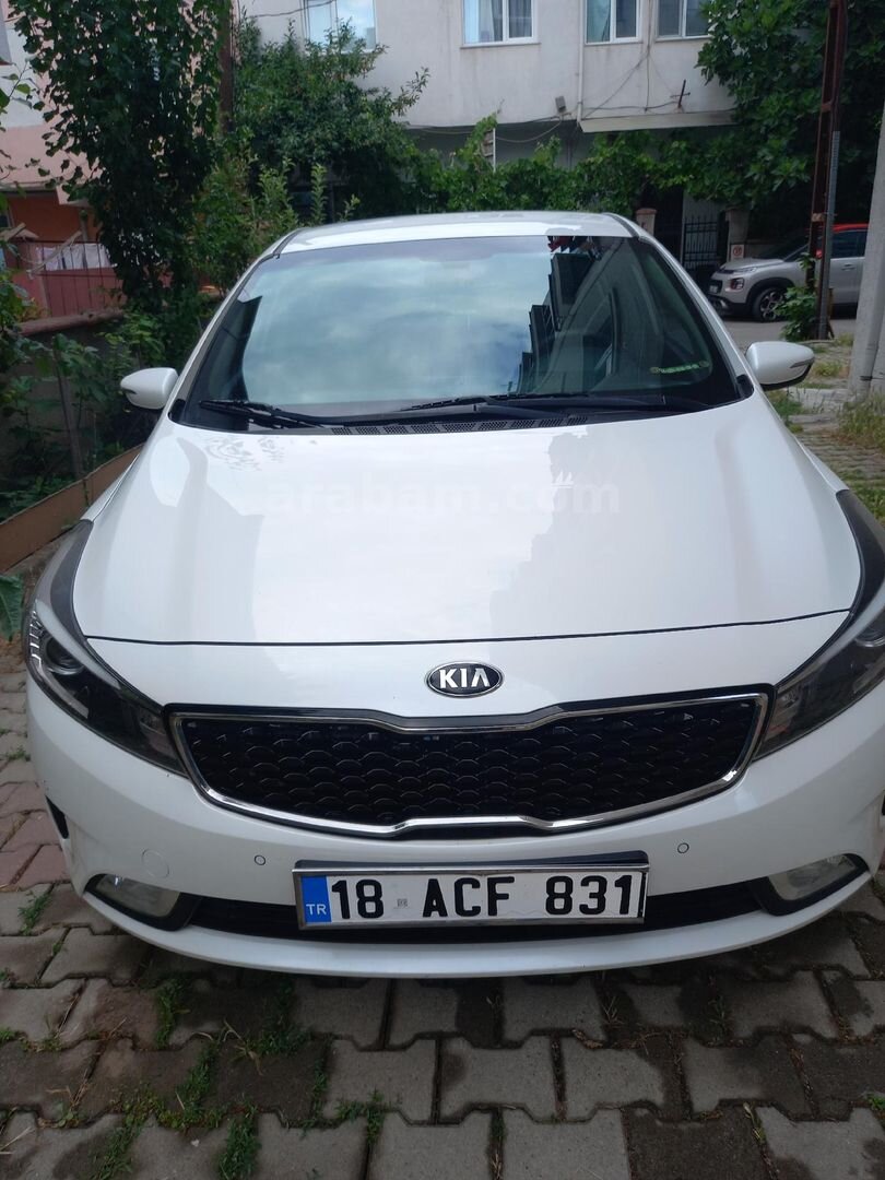 Sahibinden Kia Cerato 1.6 CRDi Concept Techno 2017 Model İstanbul 103.000 km Beyaz 1