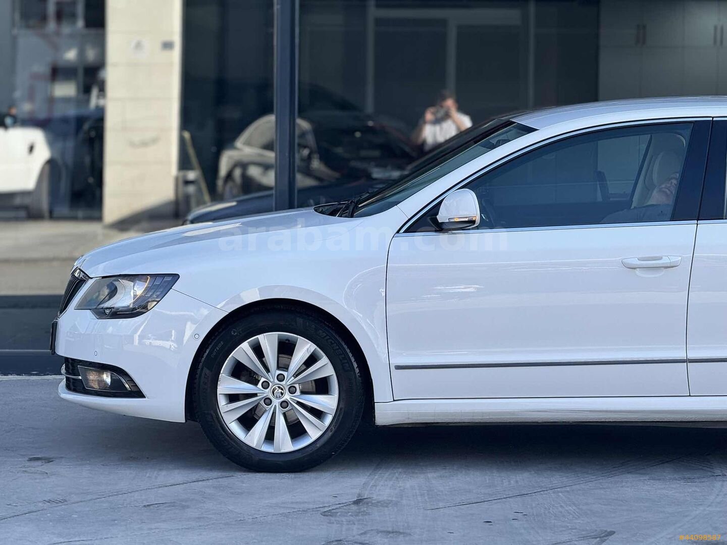 HATASIZ BOYASIZ 2015 MODEL SKODA SUPERB 1.6TDI ELEGANCE 171.KM 5