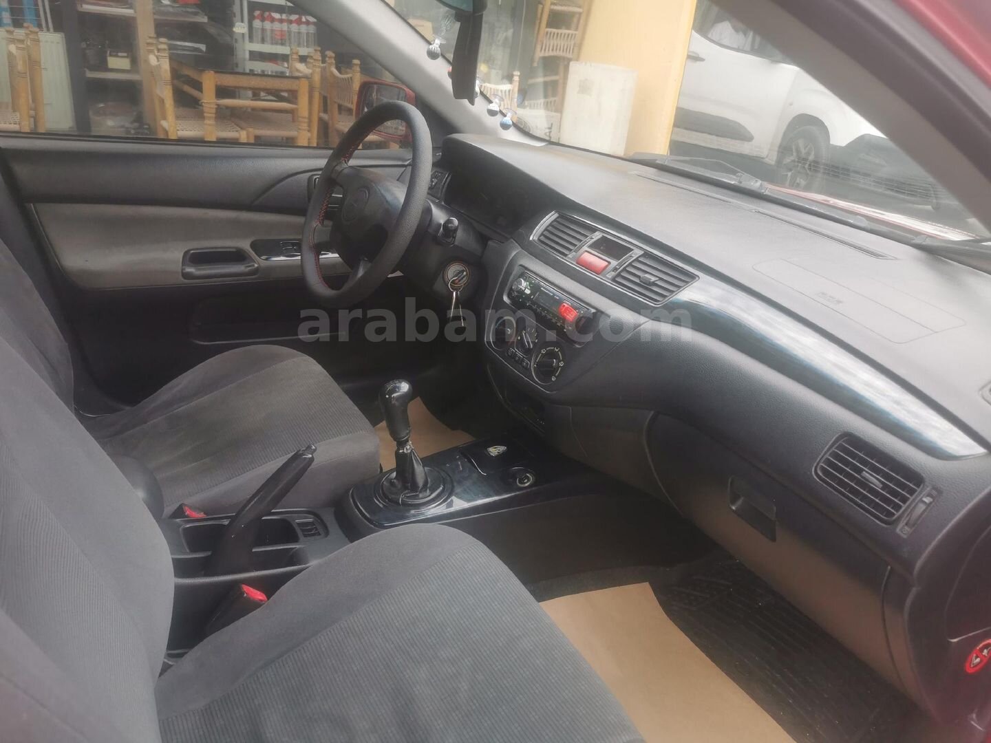 Sahibinden Mitsubishi Lancer 1.6 Comfort 2004 Model Bursa 375.000 km Kırmızı 7