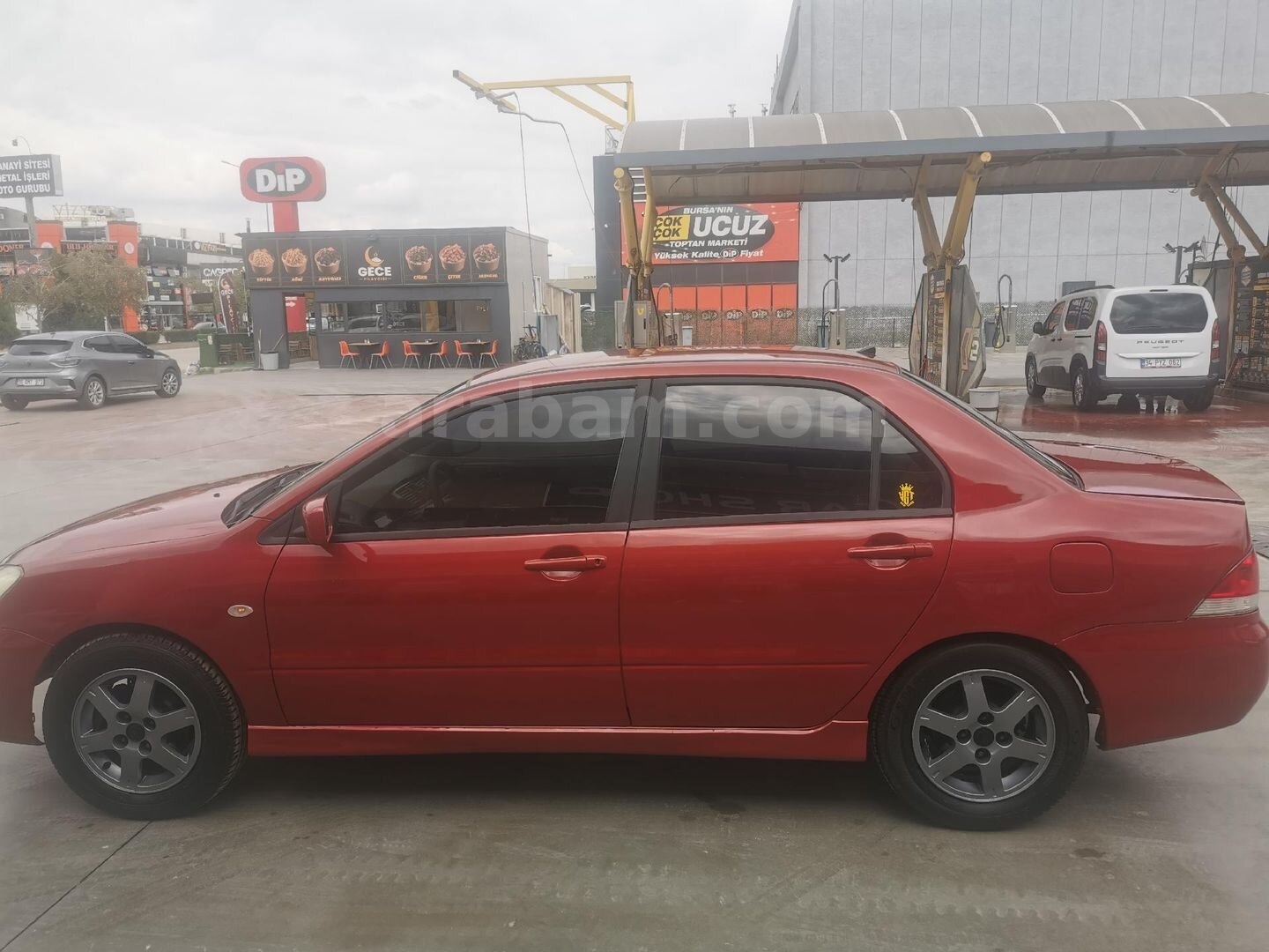 Sahibinden Mitsubishi Lancer 1.6 Comfort 2004 Model Bursa 375.000 km Kırmızı 2