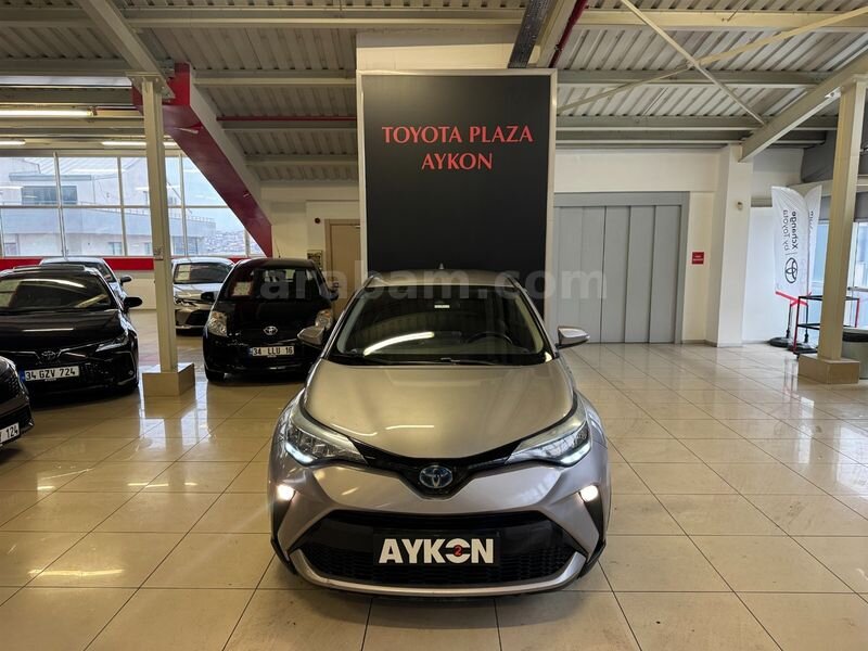 2021 TOYOTA C-HR 1.8 HYBRID 4*2 FLAME E-CVT