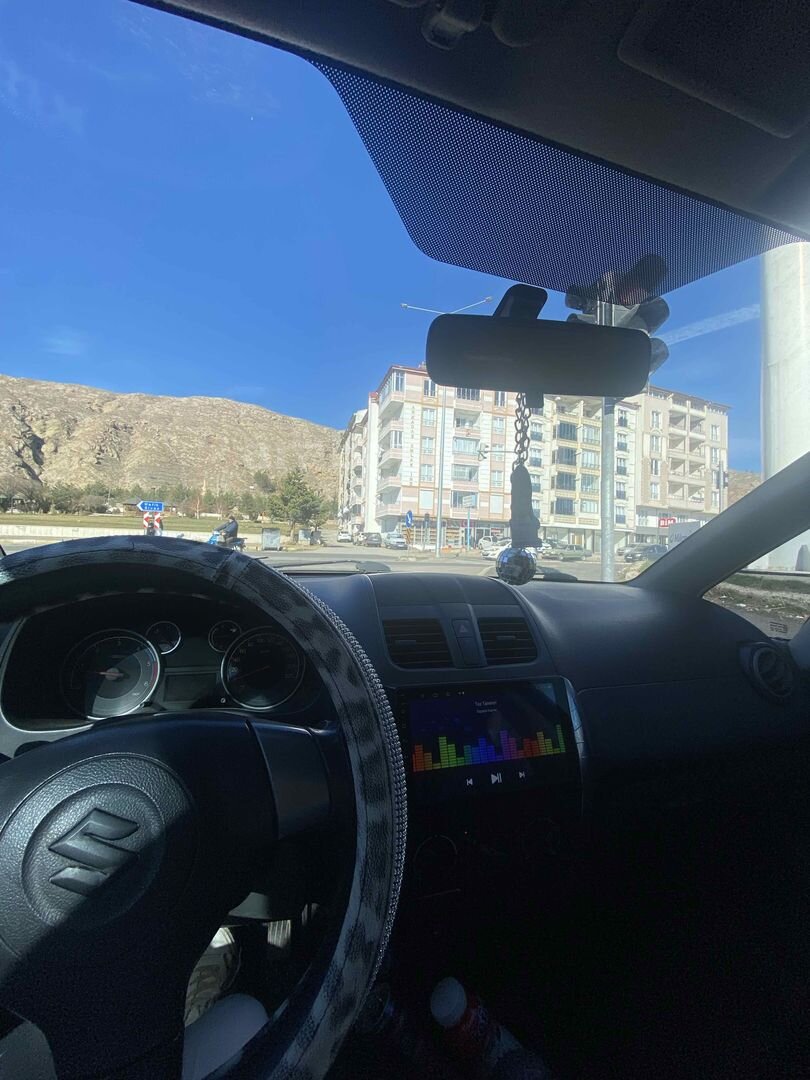 Sahibinden Suzuki SX4 GL 2010 Model Sivas 276.000 km Siyah 3