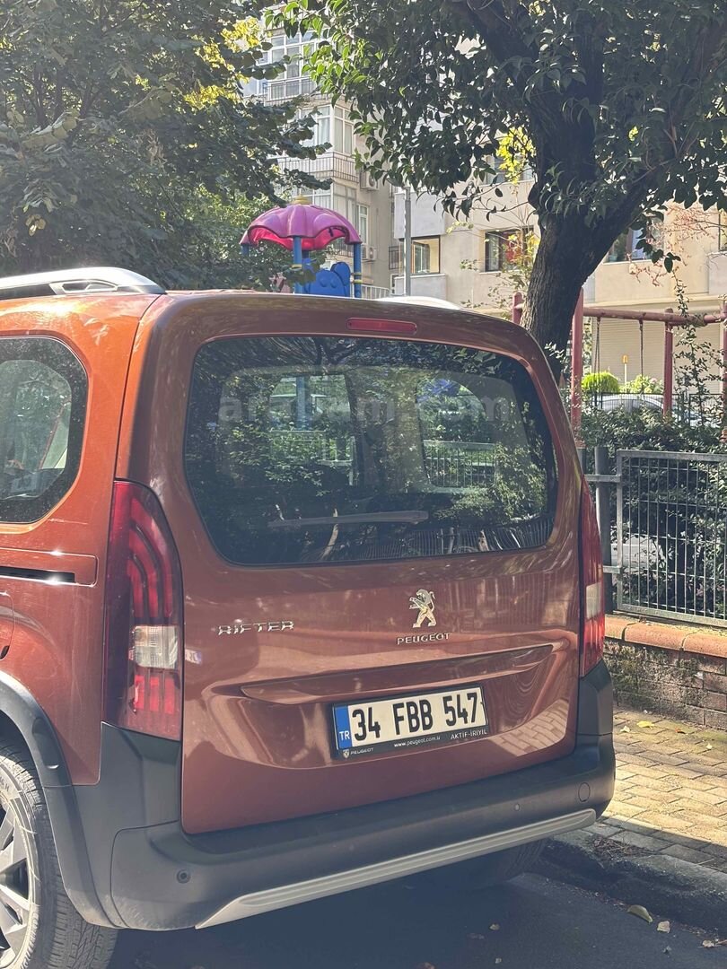 Sahibinden Peugeot Rifter 1.5 BlueHDI Allure 2022 Model İstanbul 85.000 km Turuncu 3