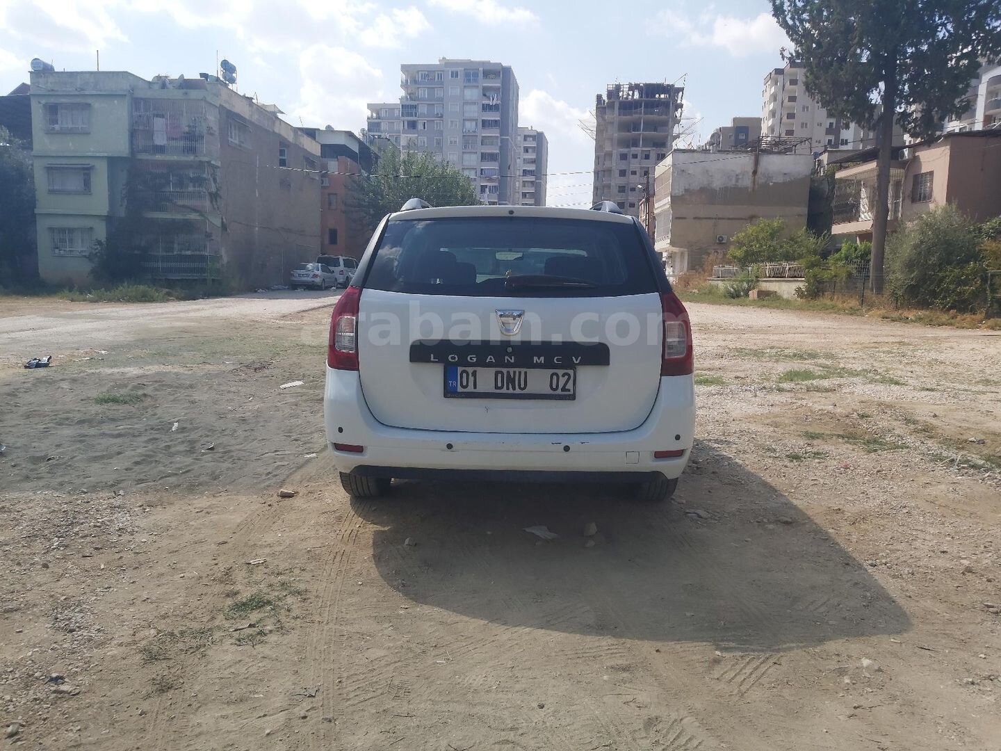 Sahibinden Dacia Logan 1.2 Ambiance 2015 Model Adana 186.000 km Beyaz 5