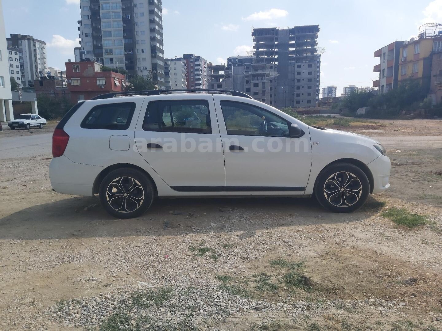 Sahibinden Dacia Logan 1.2 Ambiance 2015 Model Adana 186.000 km Beyaz 3