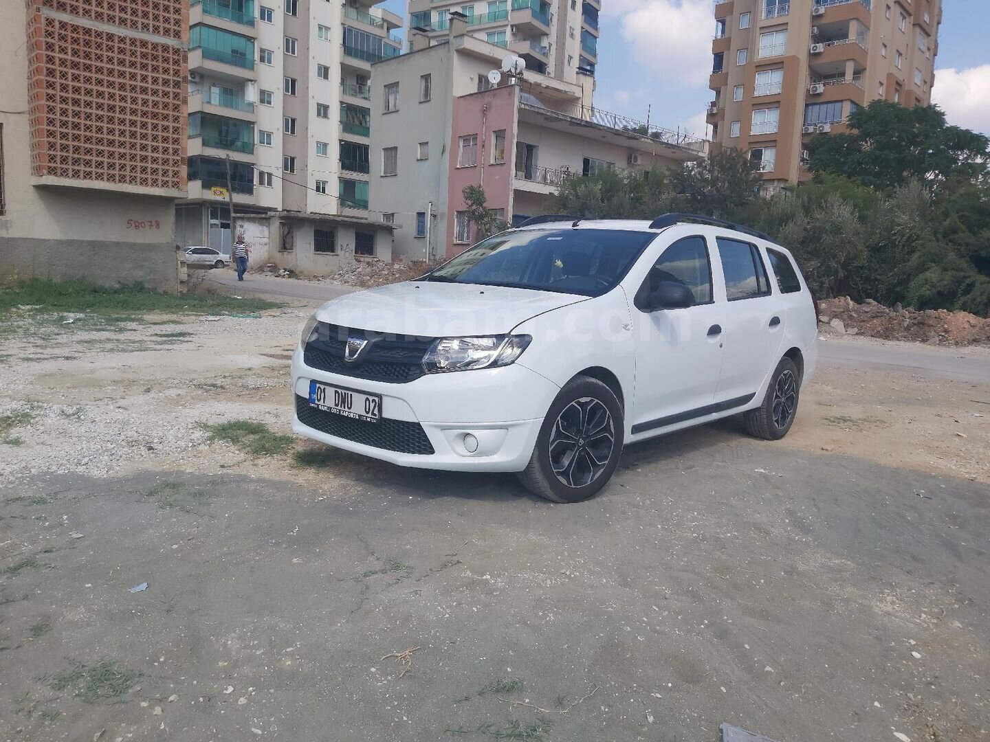 Sahibinden Dacia Logan 1.2 Ambiance 2015 Model Adana 186.000 km Beyaz 7