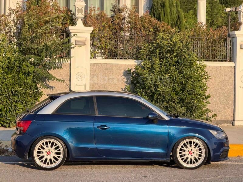 Sahibinden Audi A1 1.4 TFSI Attraction 2011 Model 171.000 km Mavi (metalik) 3