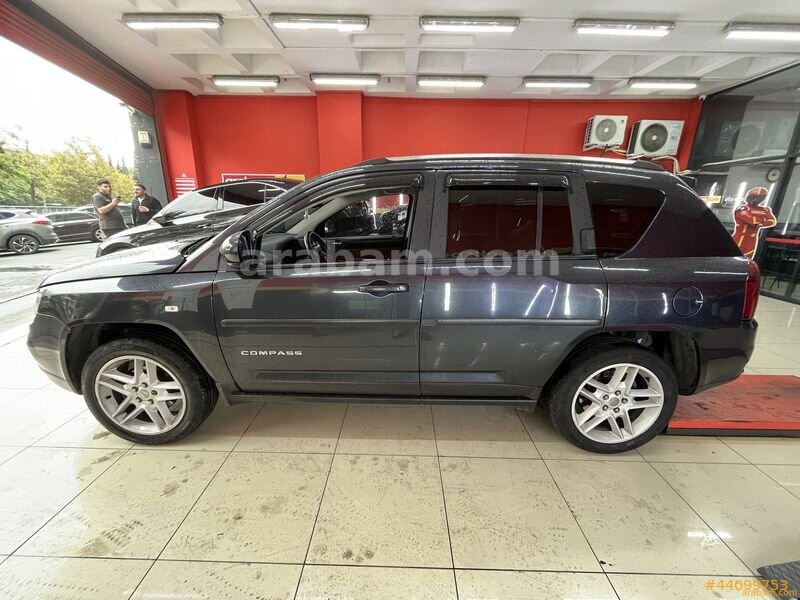 Galeriden Jeep Compass 2.0 Limited 2014 Model İstanbul 172.256 km Füme
