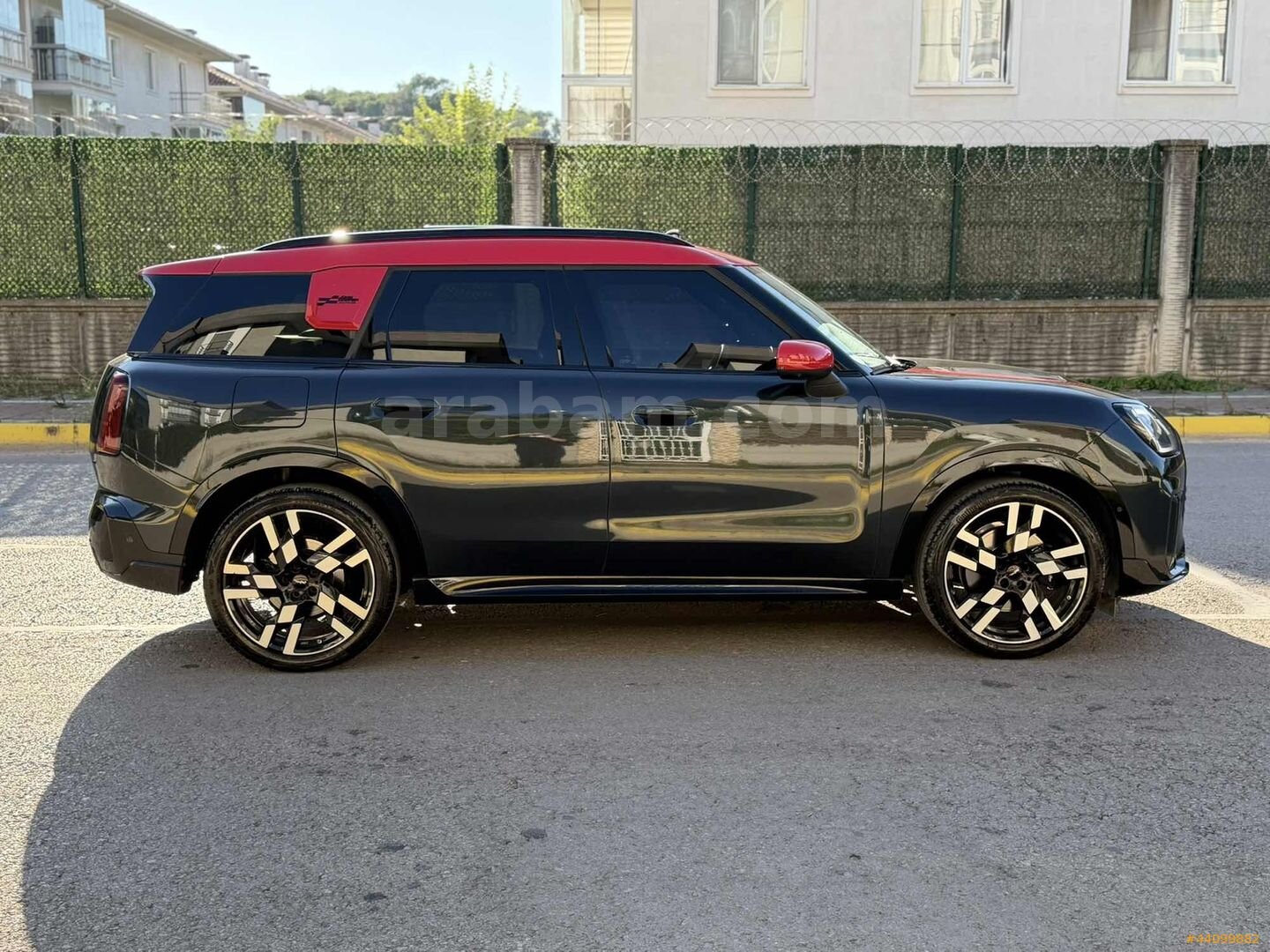 TAN CARS'DAN 2024 MİNİ COUNTRYMAN 1.5 C JCW HATASIZ KIRMIZI-GRİ 4