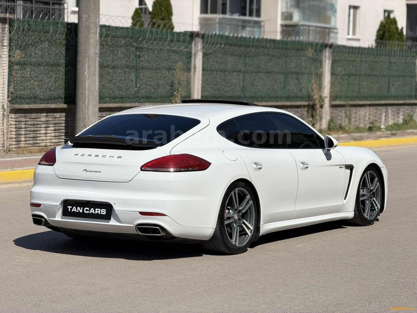 Galeriden Porsche Panamera Diesel 2014 Model Kocaeli 180.000 km Beyaz 5