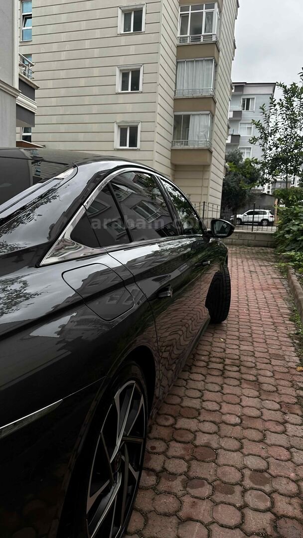 Sahibinden DS Automobiles DS9 1.6 E-Tense Opera 2023 Model Samsun 25.000 km Füme 3