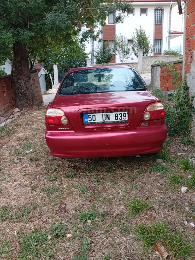 Sahibinden Kia Sephia 1.5 LS 1999 Model Sakarya 284.121 km Bordo 3