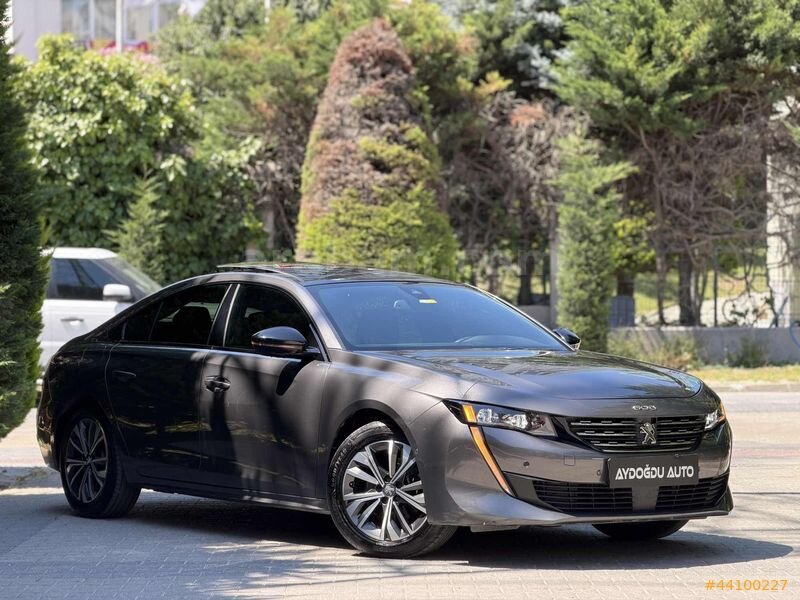 KREDİ KARTINA 12 TAKSİT İLE 2023 508 ALLURE 1.5 BLUEHDİ BOYASIZ