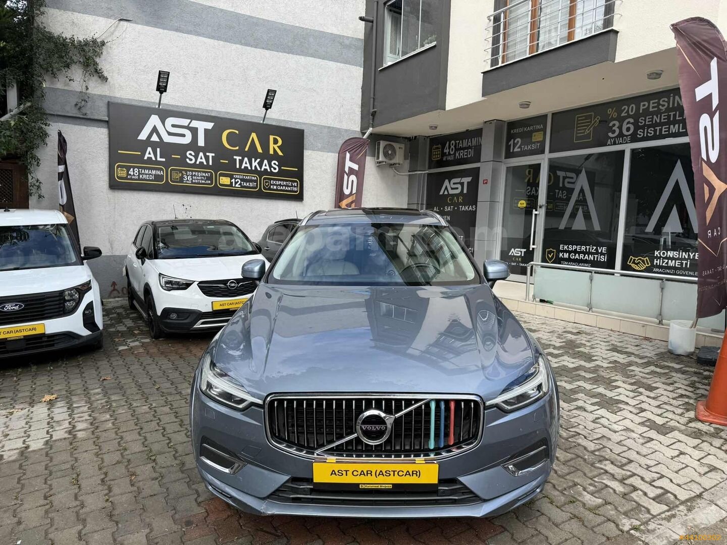 AST CAR HATASIZ/BOYASIZ VOLVO XC60 2.0 D 190HP TÜM FIRSATLAR 2