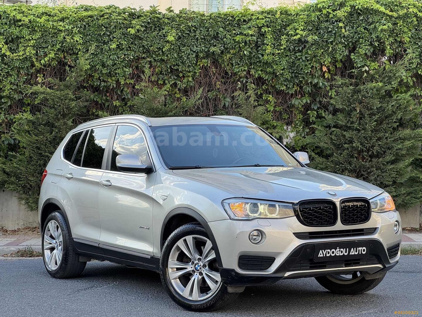 2013 MODEL BMW X3 SDRİVE KUSURSUZ TEMİZLİKTE 1