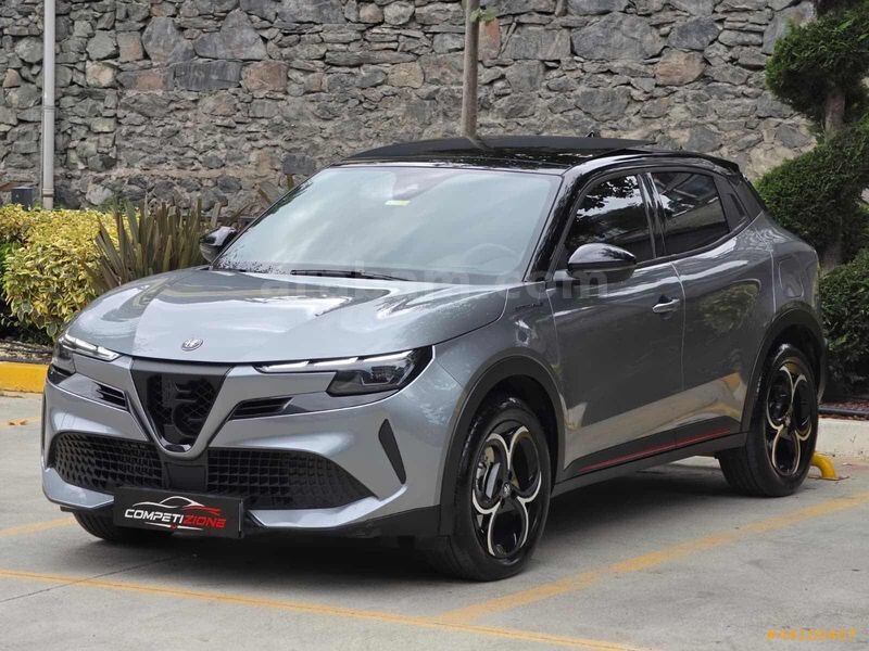COMPETİZİONE 2025 ALFA ROMEO JUNİOR HATASIZ BOYASZ FULL PPF 4