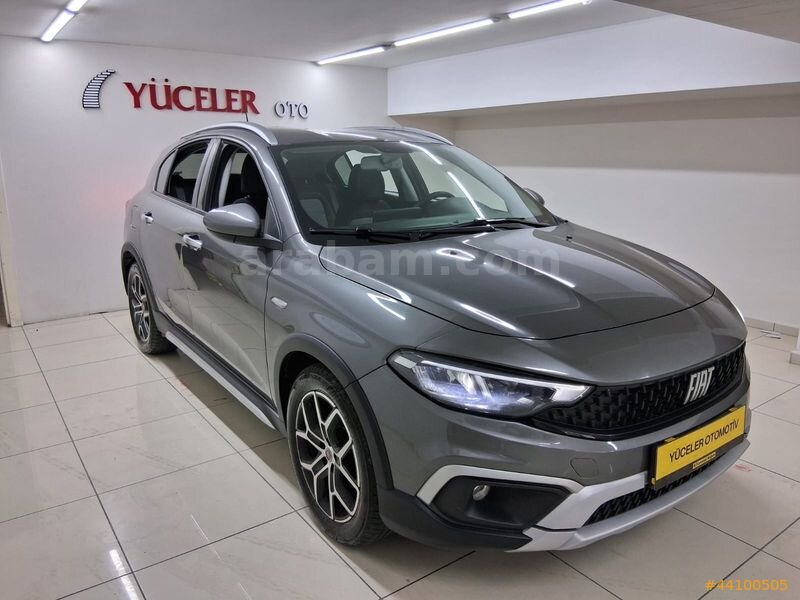 YÜCELER OTO'DAN 2024 FİAT EGEA CROSS 1.6 LOUNGE KDV%20 HATASIZZ