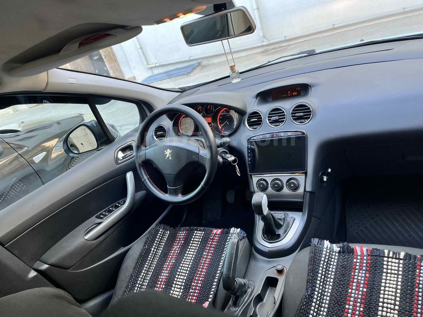 Sahibinden Peugeot 308 1.6 VTi Confort 2009 Model 146000 km Gri 1