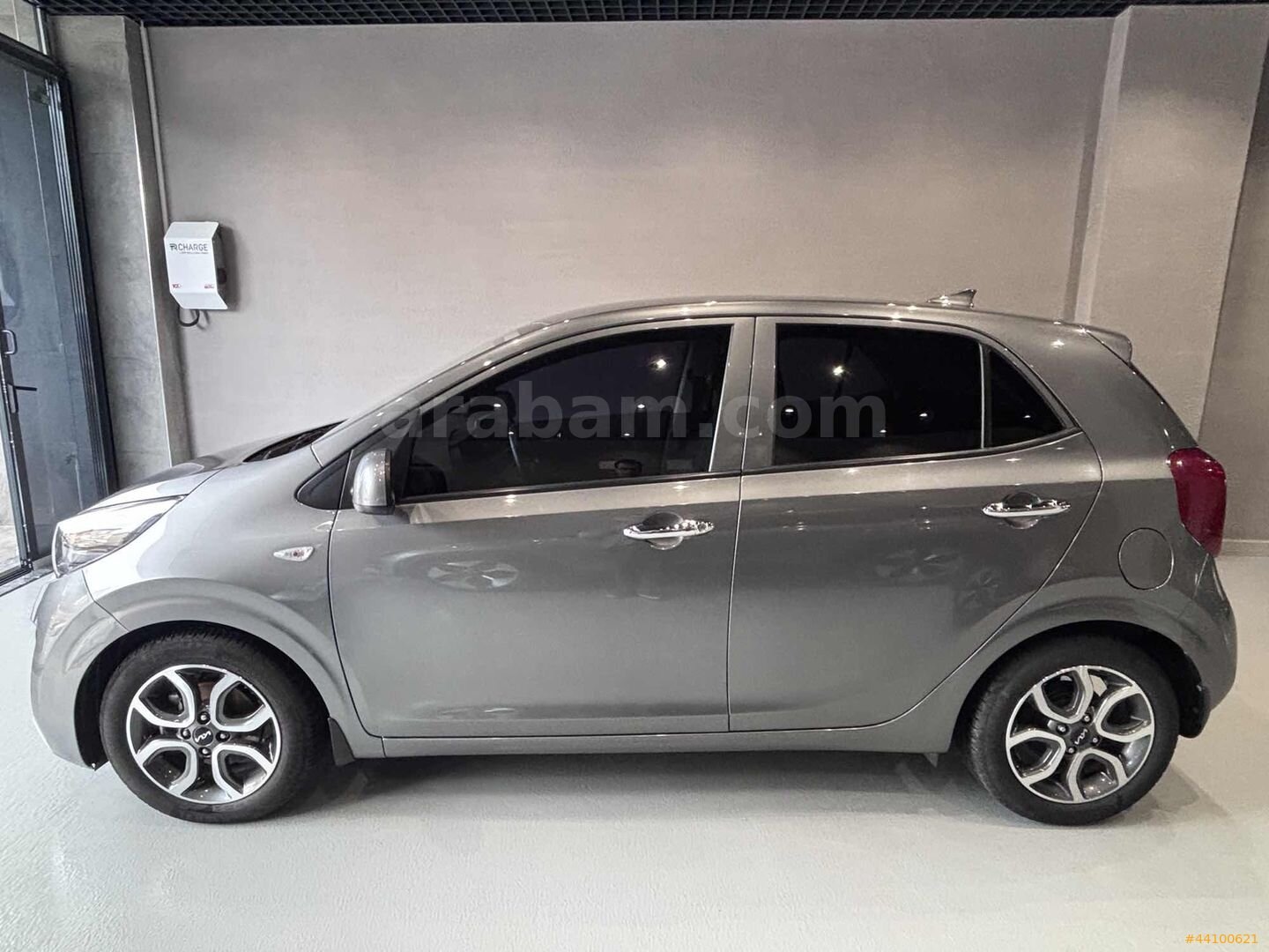 Galeriden Kia Picanto 1.0 MPI Cool 2023 Model İstanbul 6.001 km Füme 6