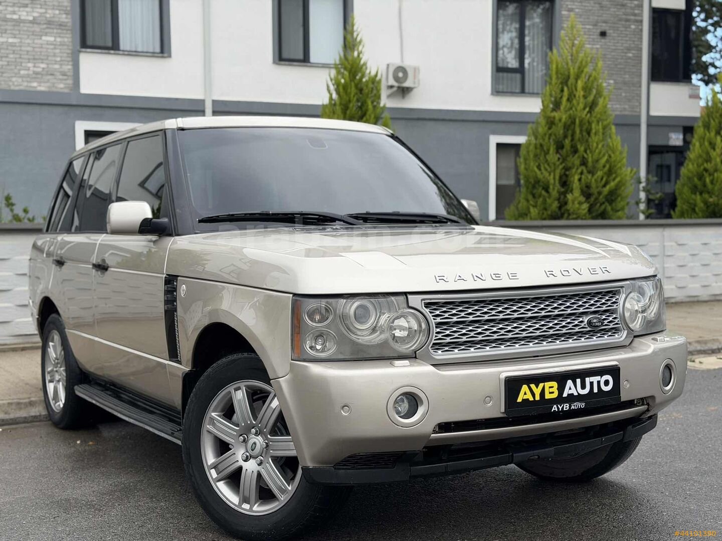 Galeriden Land Rover Range 3.0 TD6 Vogue 2003 Model Sakarya 476.000 km Şampanya 1