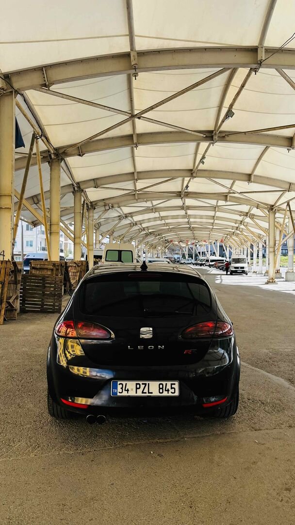Sahibinden Seat Leon 1.6 Sport 2006 Model İstanbul 318.000 km Siyah 4
