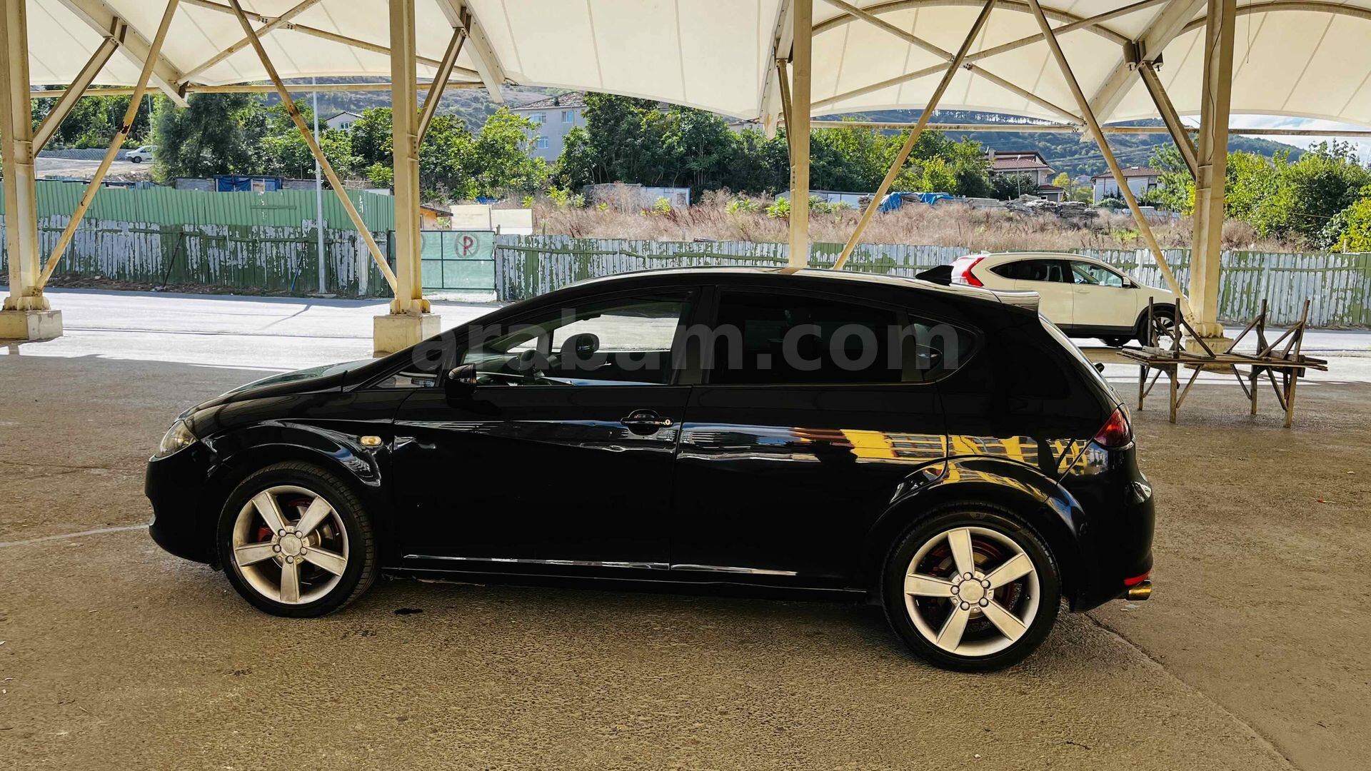 Sahibinden Seat Leon 1.6 Sport 2006 Model İstanbul 318.000 km Siyah 5