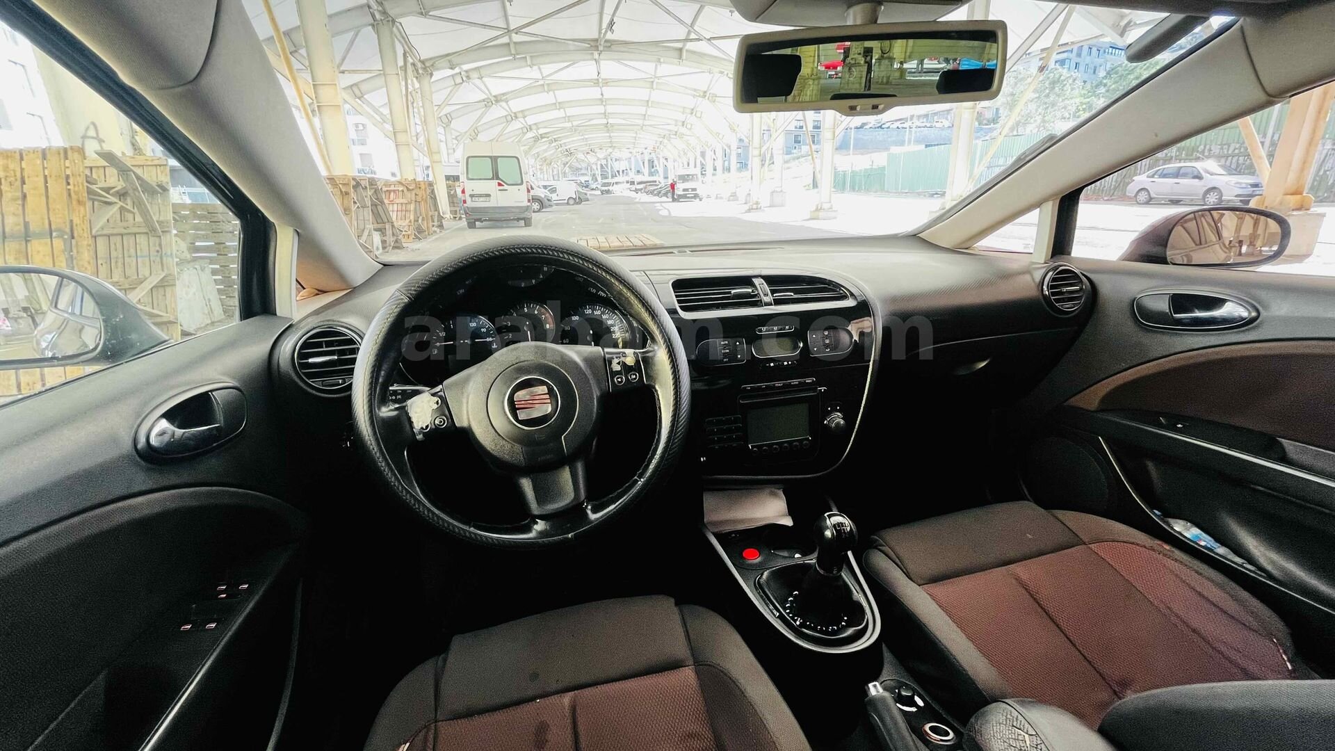 Sahibinden Seat Leon 1.6 Sport 2006 Model İstanbul 318.000 km Siyah 7