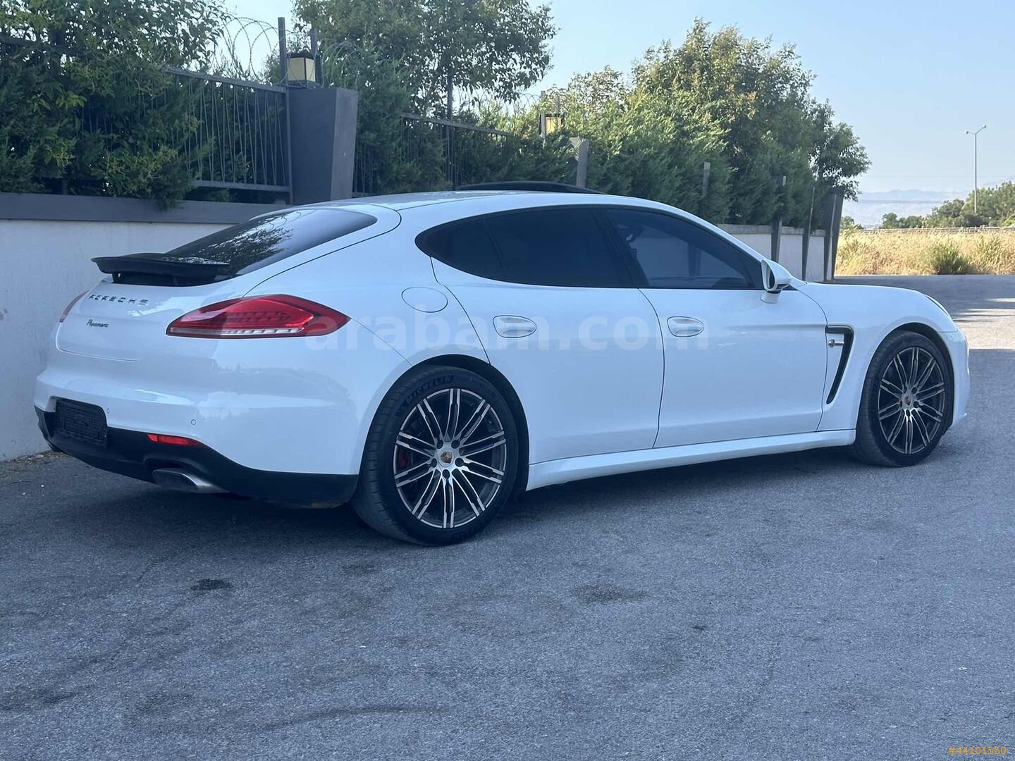 Galeriden Porsche Panamera Diesel 2013 Model İzmir 156.000 km Beyaz 7