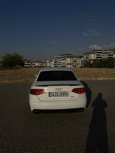 Sahibinden Audi A4 Sedan 2.0 TDI 2010 Model 3