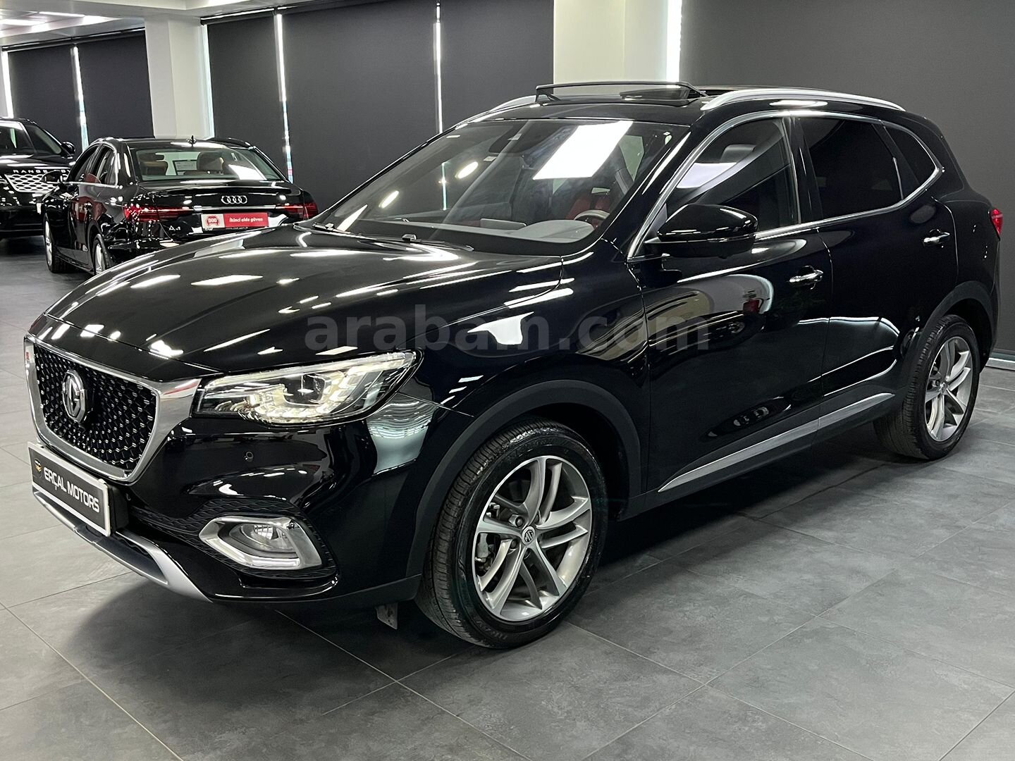 Galeriden MG HS 1.5 T-GDI Luxury 2023 Model Samsun 19.600 km Siyah 1