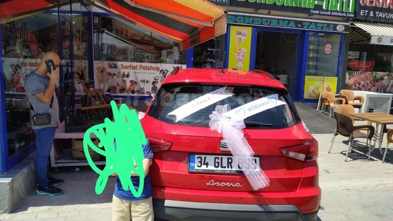 Sahibinden Seat Arona 1.0 EcoTSI Style 2023 Model İstanbul 29.000 km Kırmızı