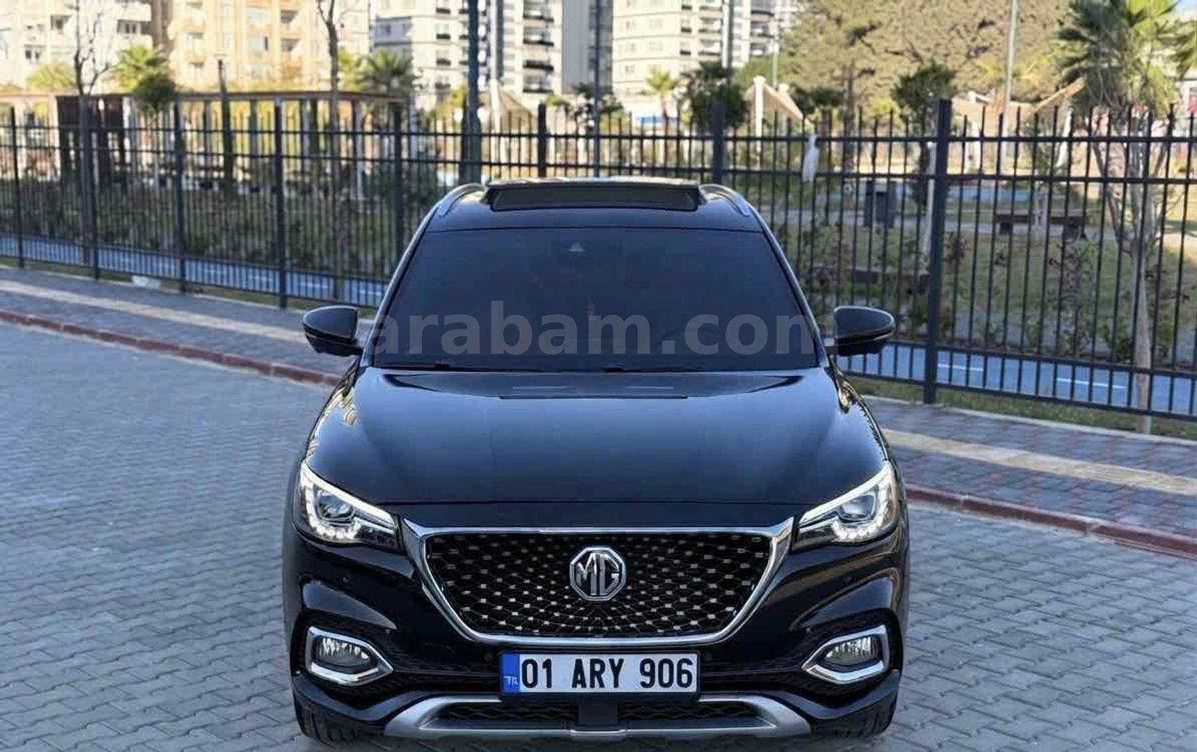 Sahibinden MG HS 1.5 T-GDI Luxury 2023 Model İstanbul 88.000 km Siyah 1