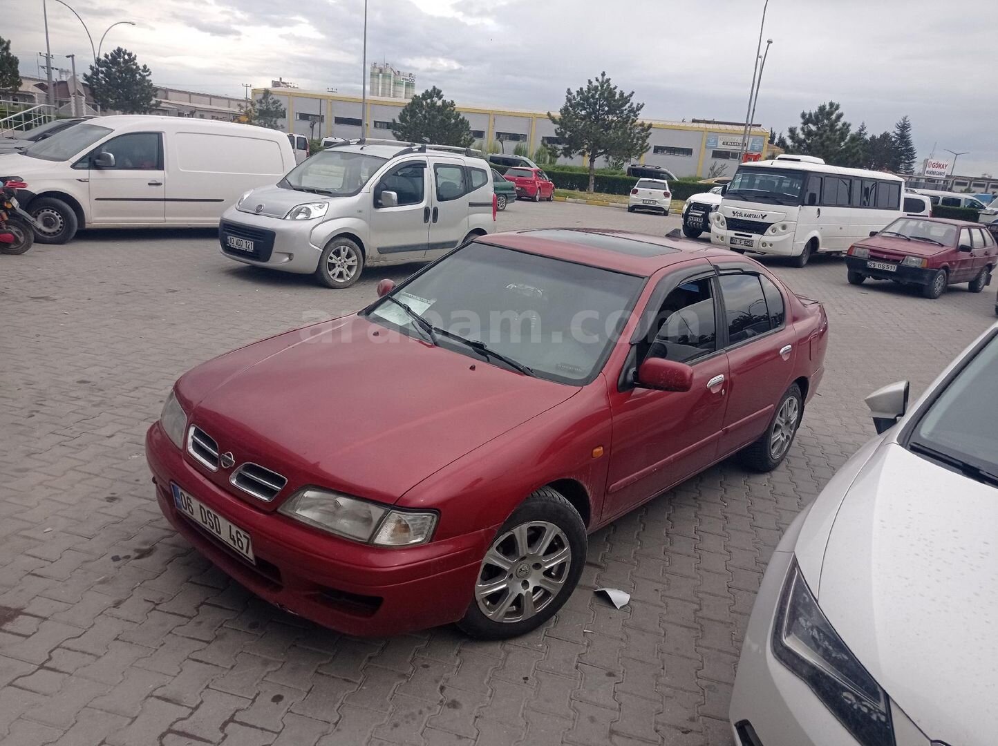 Sahibinden Nissan Primera 2.0 SE 1999 Model Afyonkarahisar 350.000 km Bordo 2