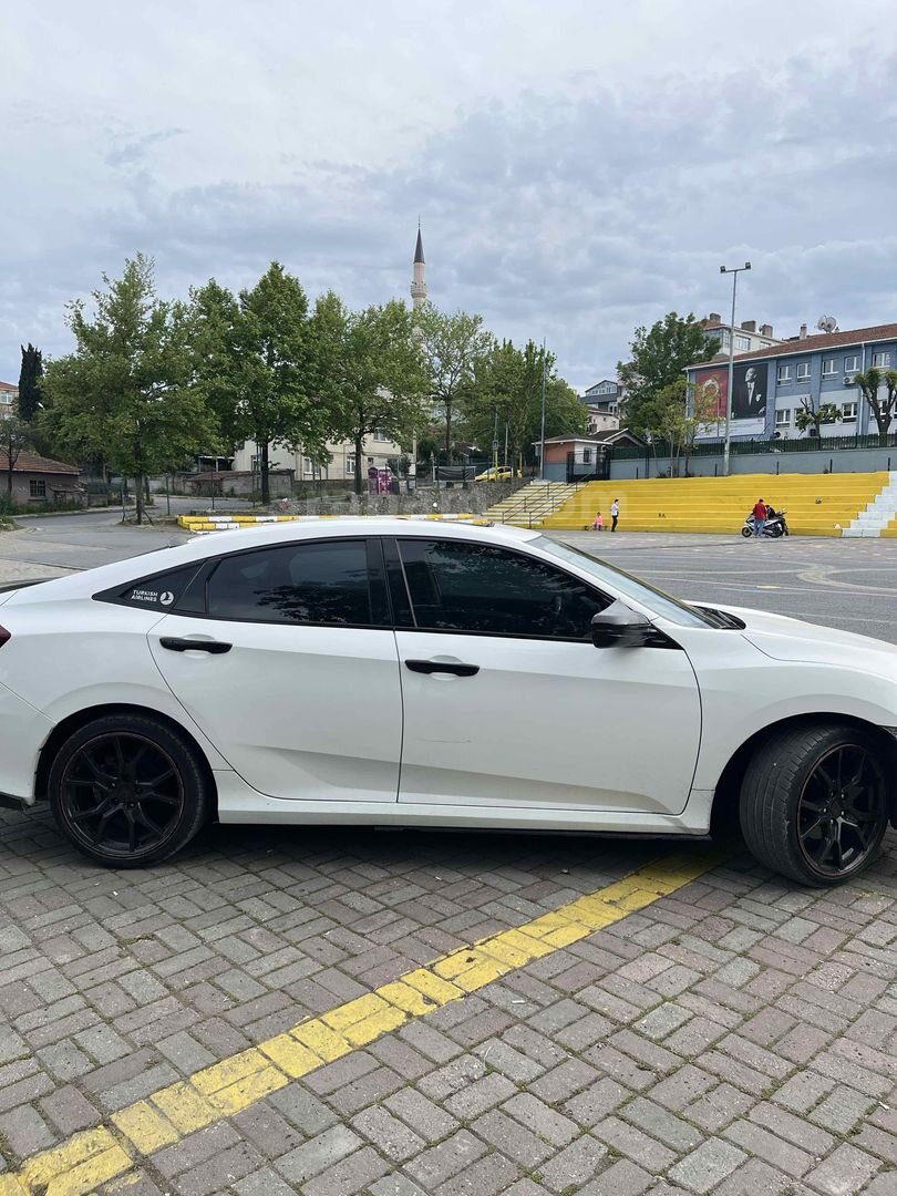 Sahibinden Honda Civic 1.6i VTEC Eco Elegance 2017 Model 3