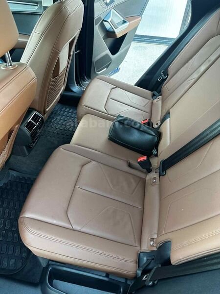 Sahibinden Audi Q3 Sportback 35 TFSI S Line 2021 Model 44.000 km Lacivert 5