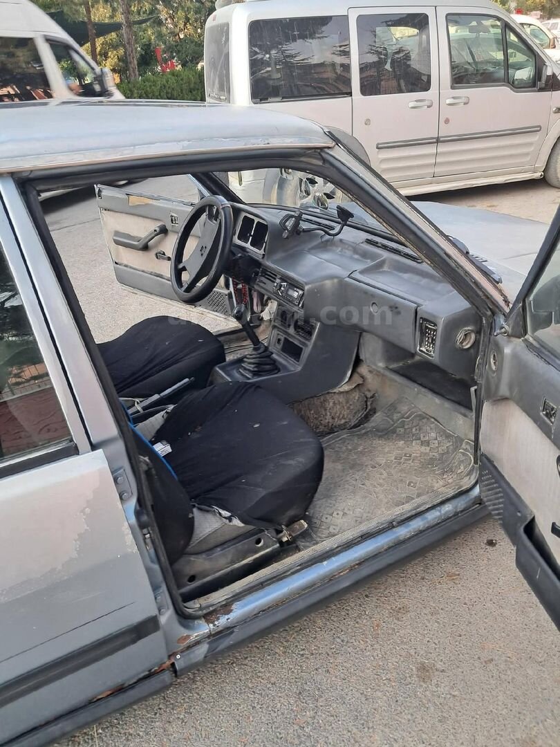 Sahibinden Tofaş Doğan L 1990 Model Afyonkarahisar 28.060 km Mavi (metalik) 5