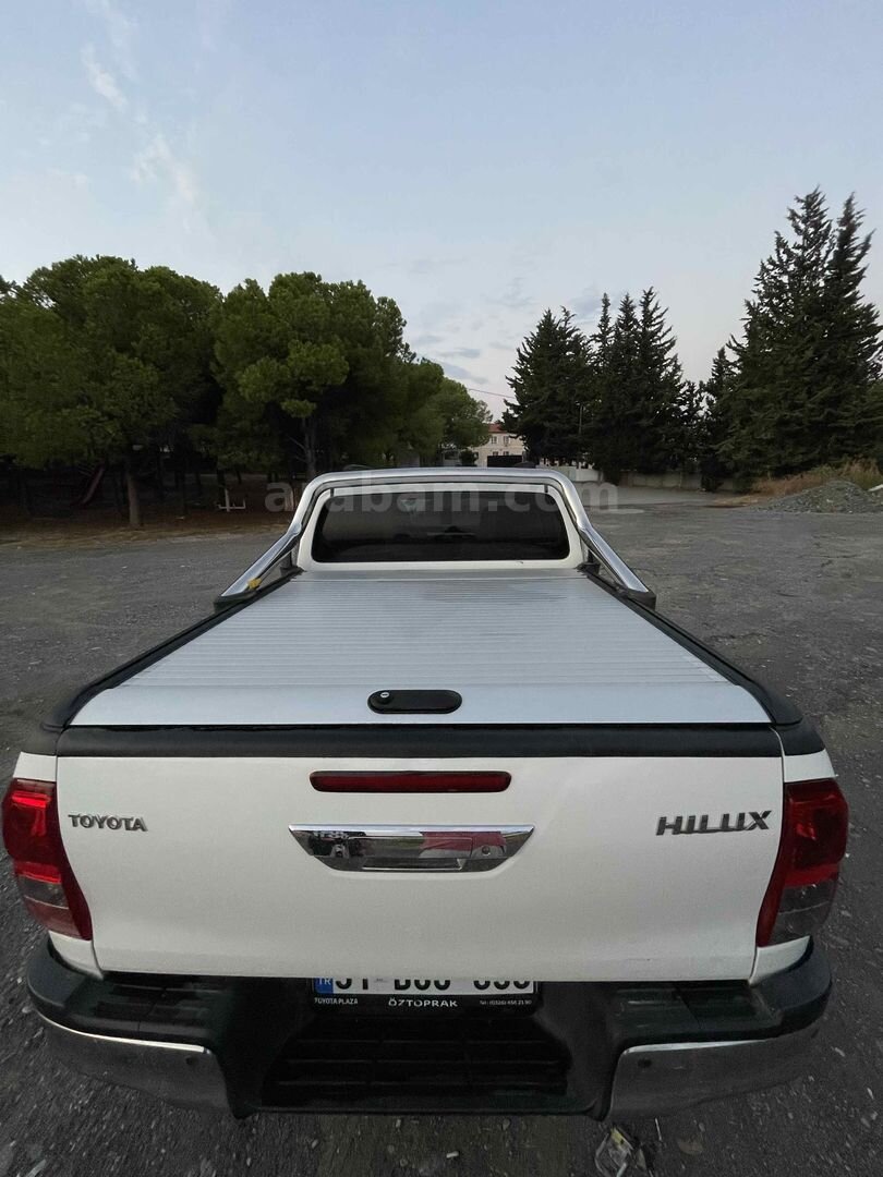 Sahibinden TEMİZ Toyota Hilux 4x2 Adventure 5