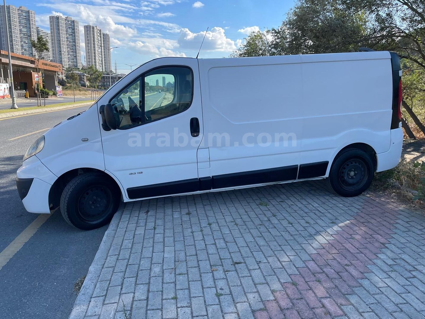 Galeriden Renault Trafic 2.0 DCI Grand Confort 2013 Model İstanbul 439.000 km Beyaz 5