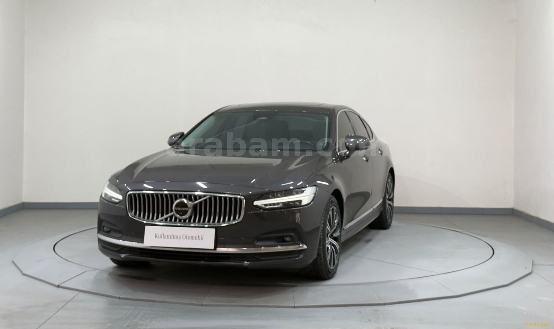 Galeriden Volvo S90 2.0 D B5 Inscription 2022 Model Konya 120.700 km Gri 3