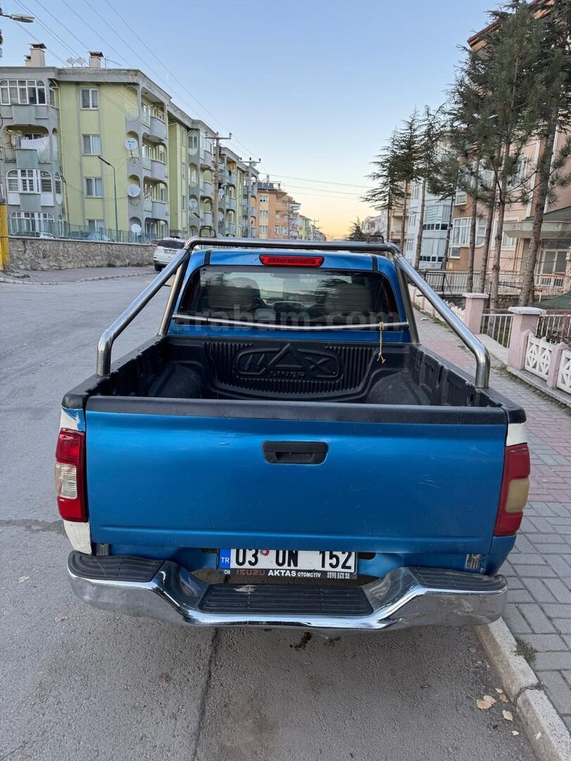 Sahibinden Isuzu D-Max 2.5 D 4x4 2005 Model 6