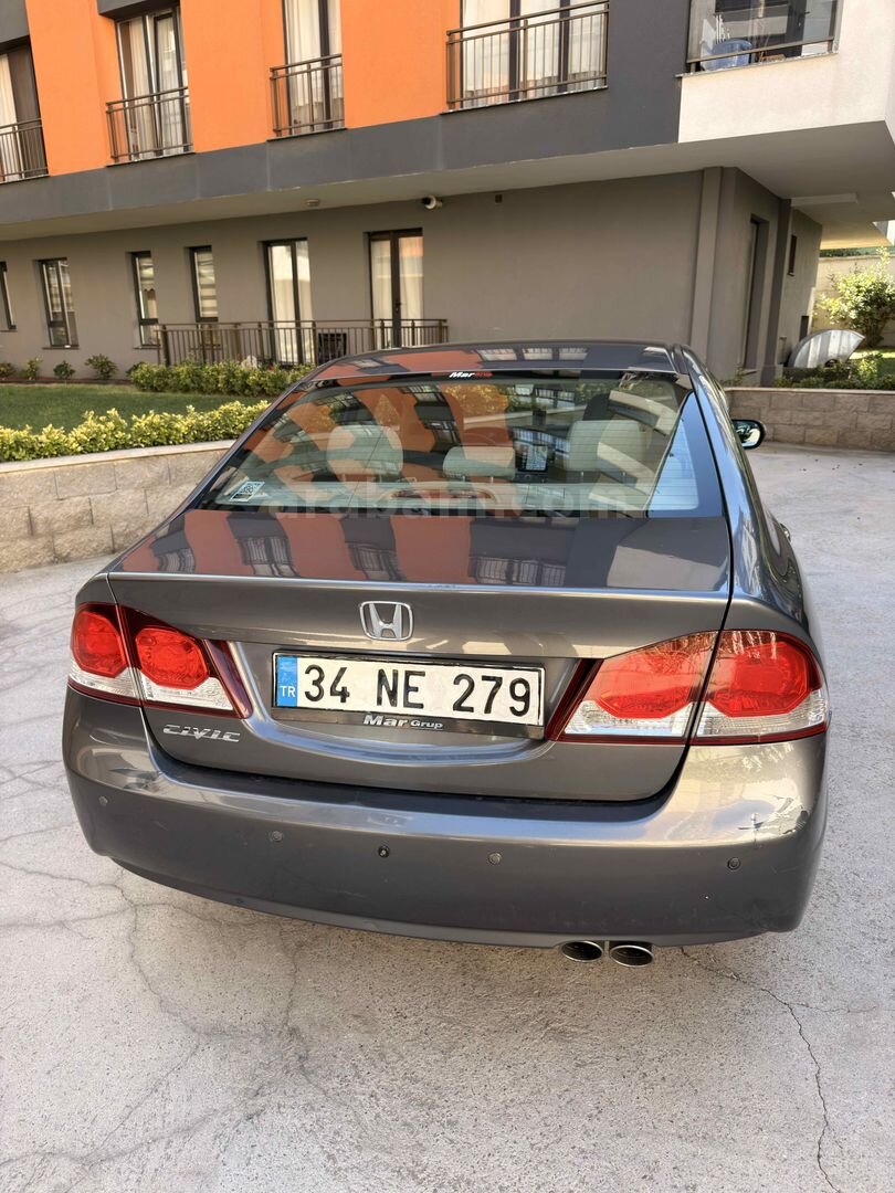 Sahibinden Honda Civic 1.6i VTEC Elegance 2010 Model 7