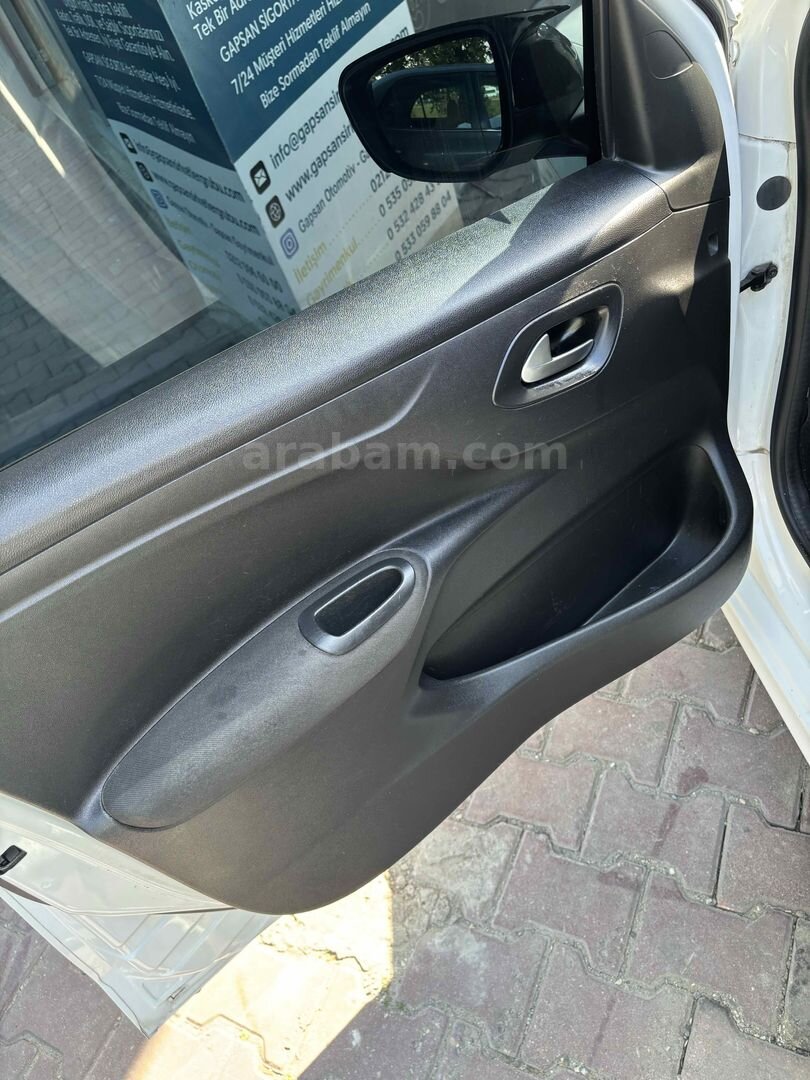Sahibinden Peugeot 301 1.6 HDi Active 2016 Model 2.227 km Beyaz 6