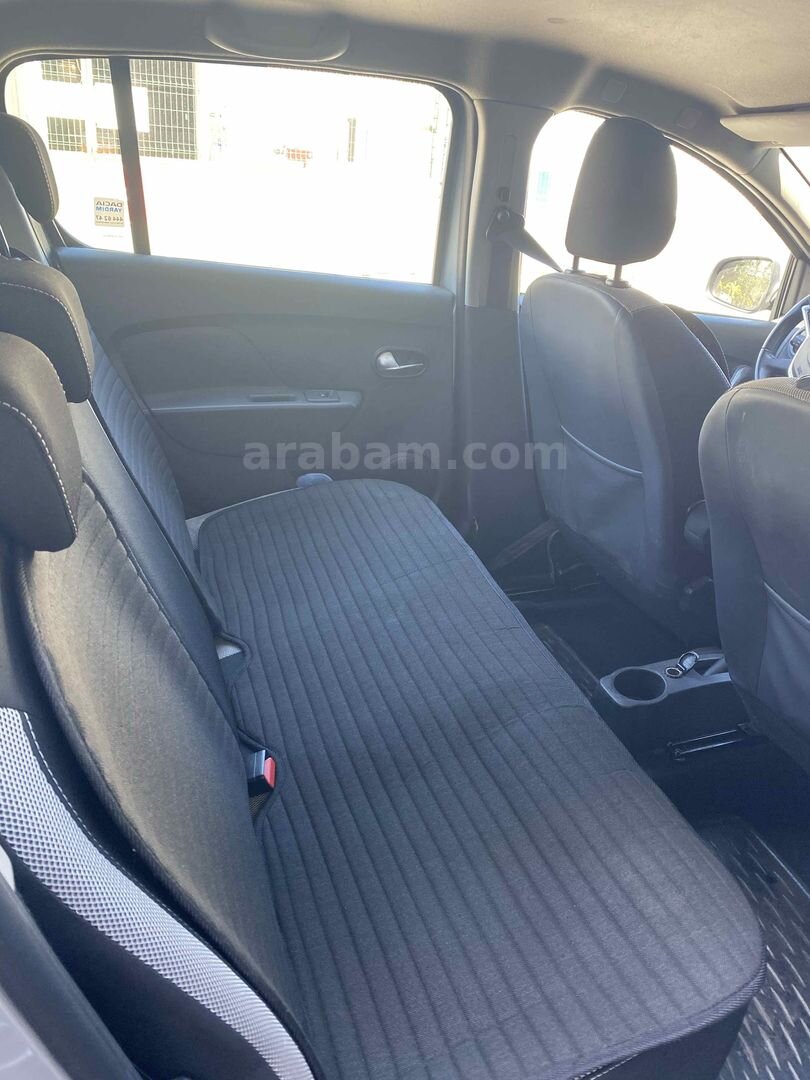 Sahibinden Dacia Sandero 0.9 TCe Stepway Easy-R 2018 Model Kocaeli 87.000 km Gri 5