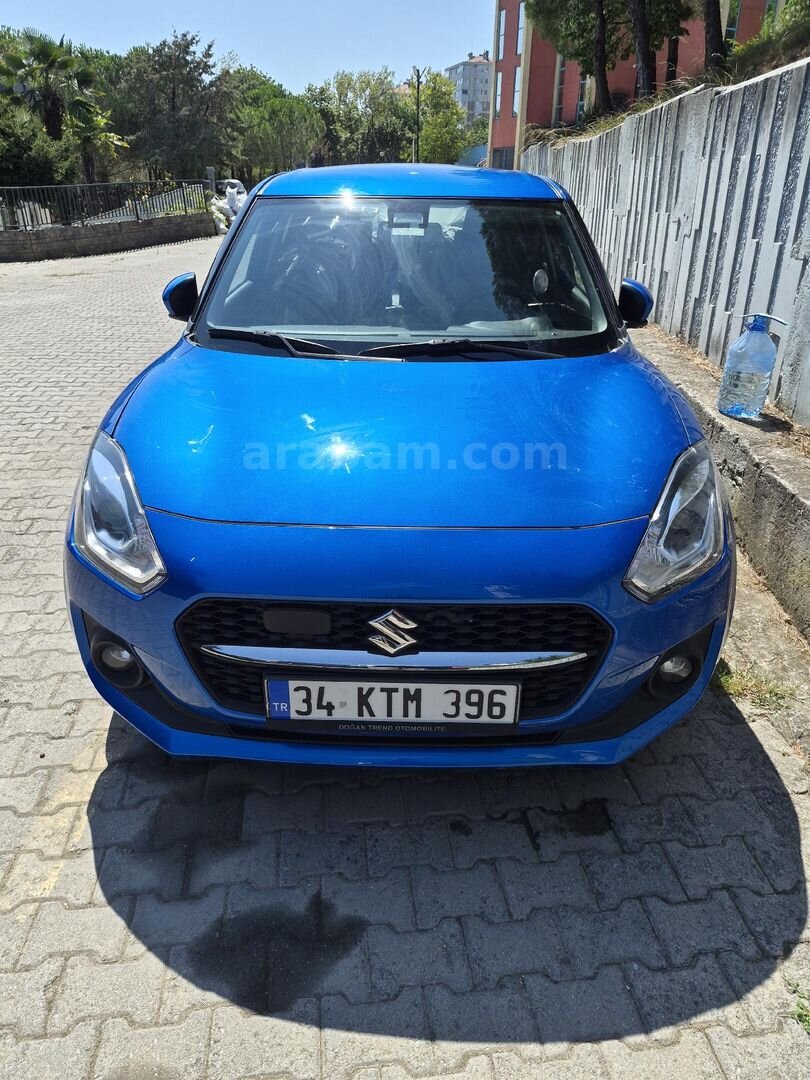 Sahibinden Suzuki Swift 1.2 Hibrit GLX Premium 2023 Model İstanbul 23.700 km Mavi 1